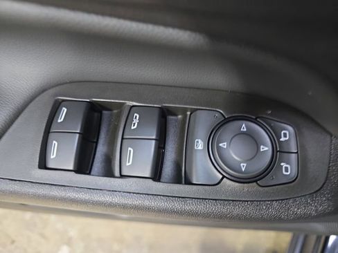 Used 2024 Chevrolet Equinox LT w/ LPO, Floor Liner Package AWD/4WD image 29