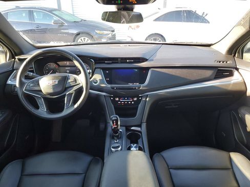 Used 2023 Cadillac XT5 Luxury FWD image 11