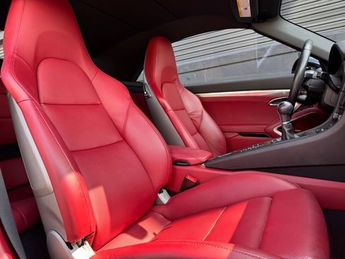 Certified 2017 Porsche 911 Carrera 4S image 20