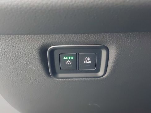 New 2026 Porsche Cayenne image 28