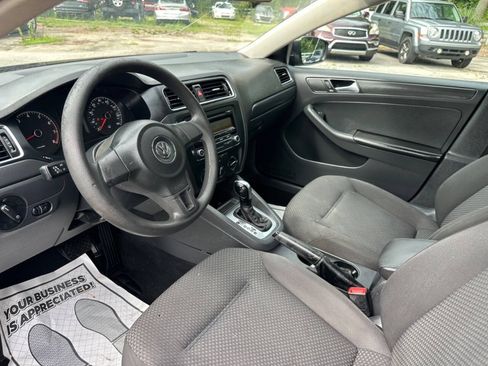 Used 2014 Volkswagen Jetta S FWD image 9