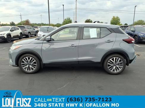 Used 2022 Nissan Kicks SV w/ Exterior Package FWD image 4