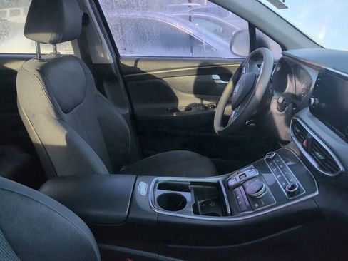 Used 2021 Hyundai Santa Fe SEL image 2