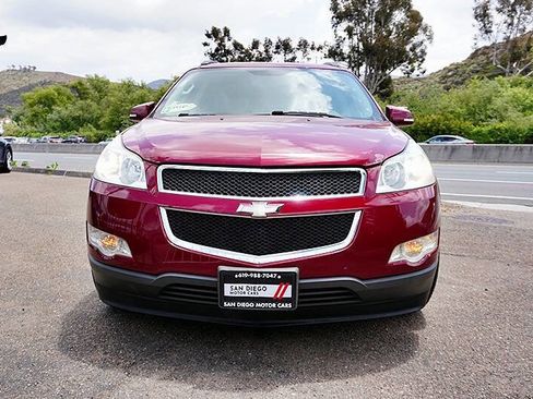 Used 2011 Chevrolet Traverse LT w/ Personal Connectivity Package AWD/4WD image 4