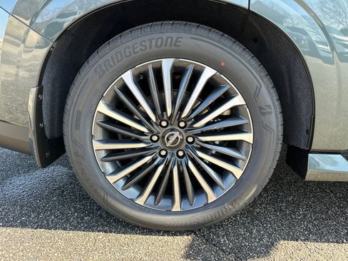 New 2026 Nissan Armada Platinum Reserve image 18