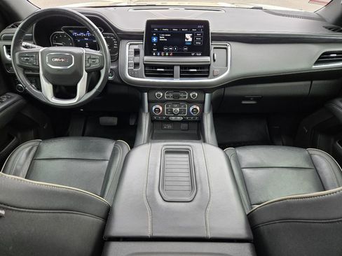 Used 2021 GMC Yukon SLT w/ SLT Luxury Package image 2