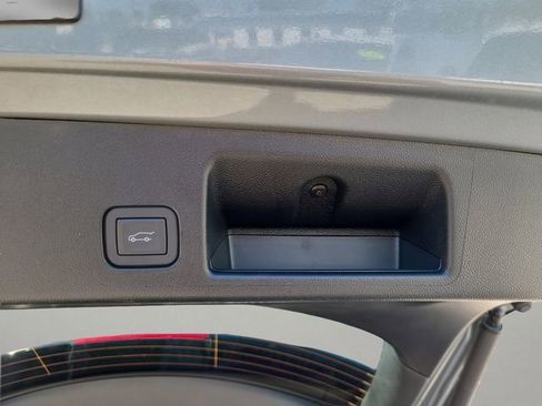 New 2026 Chevrolet Equinox EV LT w/ LPO, Blackout Package FWD image 11