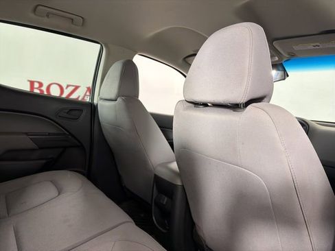 Used 2020 Chevrolet Colorado W/T w/ Custom Special Edition image 19