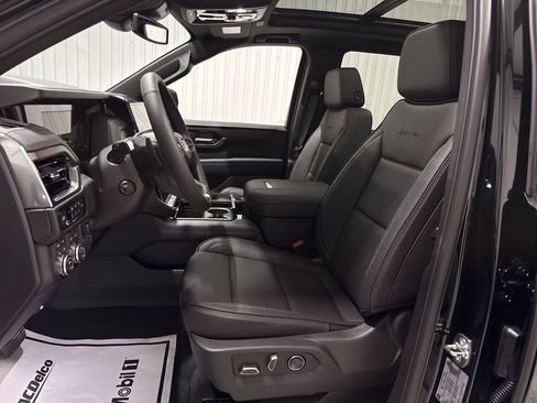 New 2026 GMC Yukon Denali w/ Sun & Power Step Package image 20