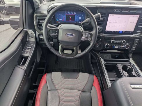 Used 2024 Ford F250 Lariat w/ Lariat Ultimate Package AWD/4WD image 18