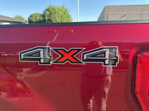 Used 2019 Ford F350 Lariat w/ Lariat Value Package AWD/4WD image 13