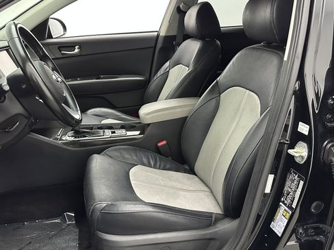 Used 2019 Kia Optima EX image 13