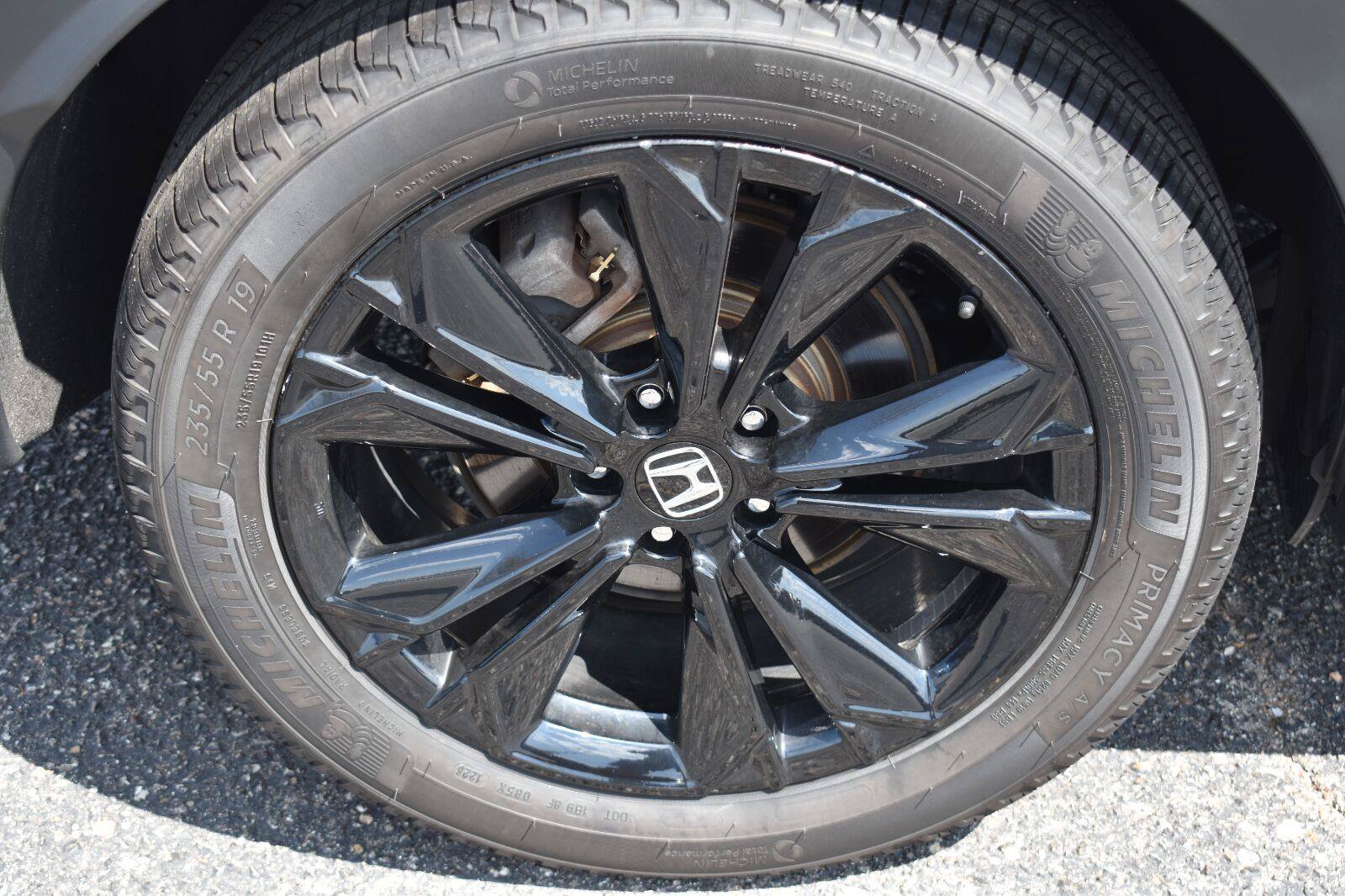 Used 2025 Honda CR-V Sport Touring image 11