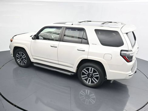 Used 2017 Toyota 4Runner Limited AWD/4WD image 27