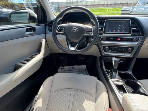 Used 2019 Hyundai Sonata SE image 15