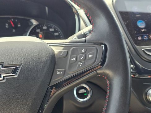 Used 2022 Chevrolet Equinox RS w/ RS Leather Package AWD/4WD image 32