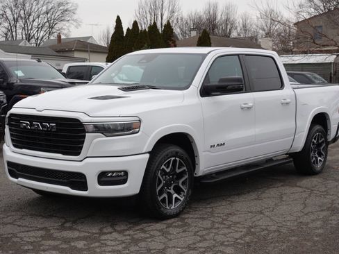 Used 2025 RAM 1500 Laramie w/ Sport Appearance Package AWD/4WD image 2