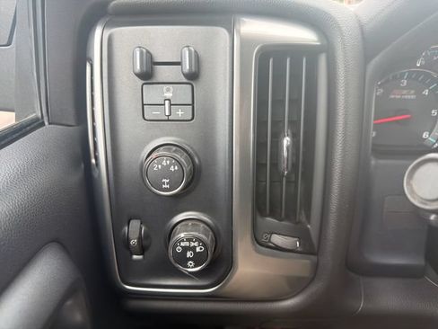 Used 2016 Chevrolet Silverado 2500 LT w/ LT Convenience Package AWD/4WD image 23