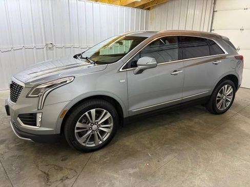 Used 2024 Cadillac XT5 Premium Luxury w/ LPO, Floor Liner Package AWD/4WD image 4