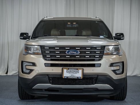 Certified 2017 Ford Explorer XLT w/ Equipment Group 202A image 2