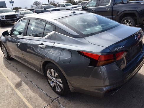 Used 2020 Nissan Altima 2.5 S image 7