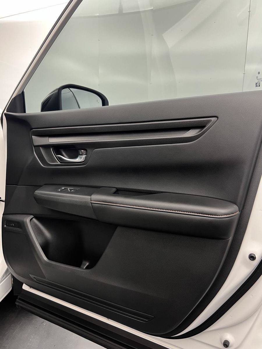 Used 2026 Honda CR-V Sport image 42