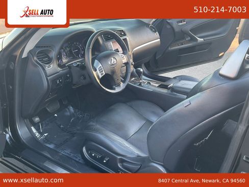 Used 2011 Lexus IS 250C RWD image 14