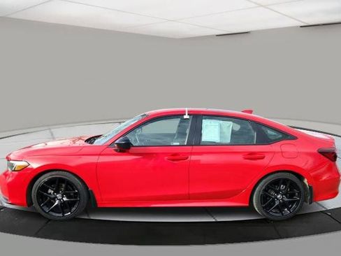 Certified 2025 Honda Civic Sport image 2