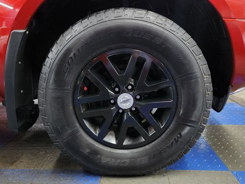 Used 2014 Nissan Frontier SV image 60