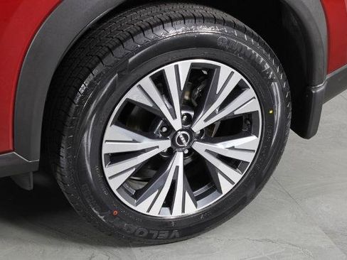Certified 2022 Nissan Rogue SV w/ SV Premium Package FWD image 13