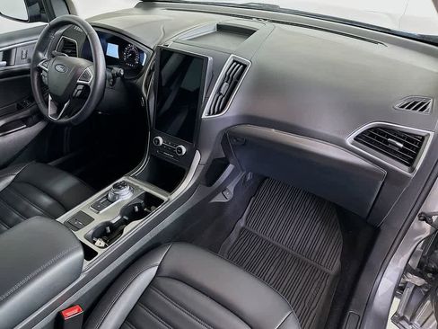 Certified 2022 Ford Edge SEL w/ Convenience Package image 30