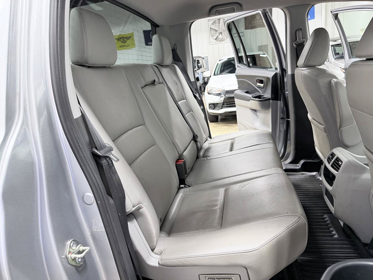 Used 2017 Honda Ridgeline RTL-T image 35