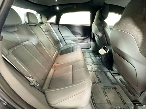 Used 2023 Lucid Air Grand Touring image 24