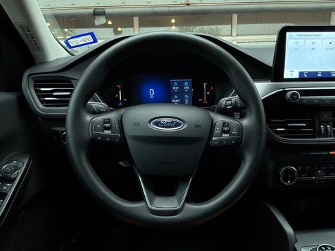 Used 2025 Ford Escape Active FWD image 31