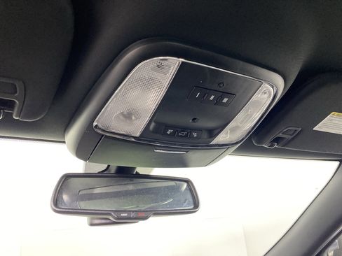 Used 2015 Jeep Grand Cherokee Limited AWD/4WD image 26