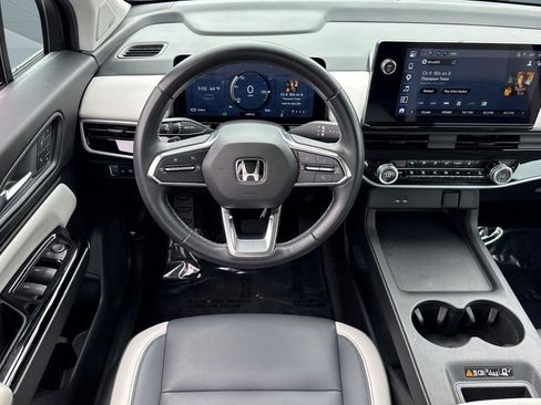Used 2024 Honda Prologue Touring image 32