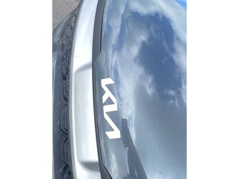 Used 2025 Kia Sportage LX AWD/4WD image 25