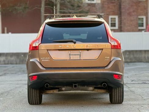 Used 2011 Volvo XC60 T6 image 13