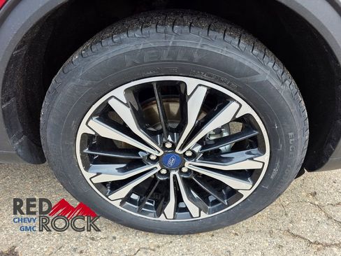 Used 2022 Ford Escape SEL w/ SEL Stealth AWD Package image 6