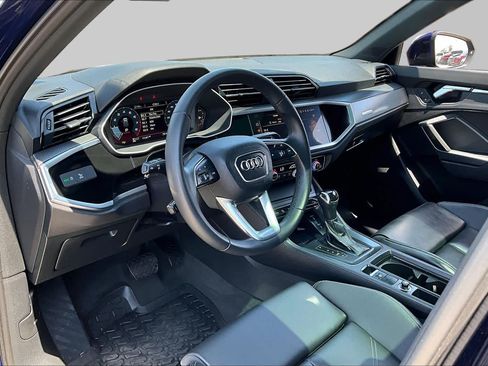 Used 2025 Audi Q3 2.0T Premium w/ Convenience Package AWD/4WD image 18