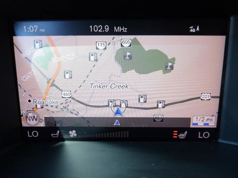 Used 2017 Volvo XC60 T5 Dynamic w/ Preferred Option Package image 15