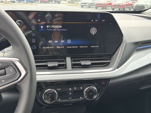 New 2026 Chevrolet Trax LT w/ Midnight Edition image 27