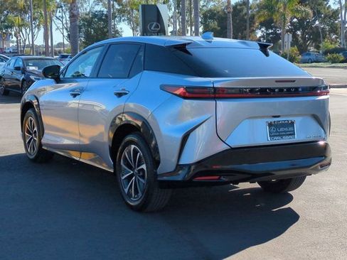 Used 2024 Lexus RZ 300e Premium w/ Accessory Package (Z1) image 8