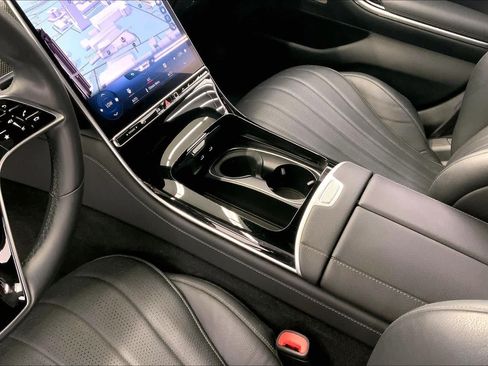 Certified 2022 Mercedes-Benz S 500 4MATIC image 26