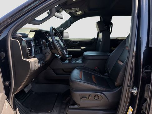 Used 2023 GMC Sierra 1500 AT4 AWD/4WD image 9