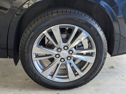 Used 2023 Cadillac XT6 Premium Luxury image 45