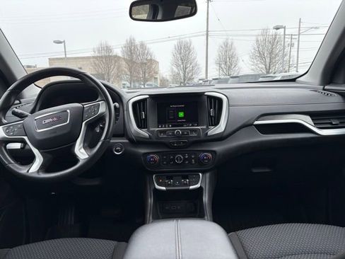 Used 2023 GMC Terrain SLE w/ Driver Convenience Package image 23