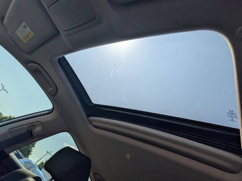 Used 2018 Honda Accord EX image 23