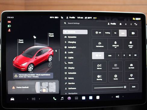 Used 2022 Tesla Model Y Long Range image 23