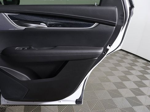 Used 2023 Cadillac XT5 Premium Luxury image 25